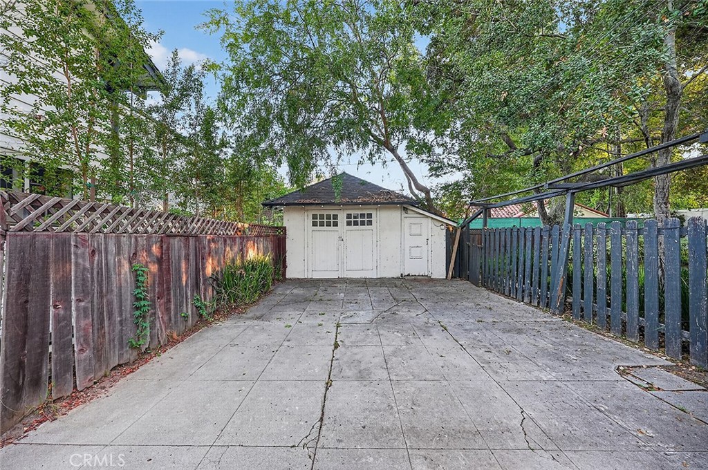698 Arden Property Photo 38