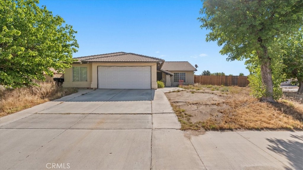 15711 Garnet Property Photo 1