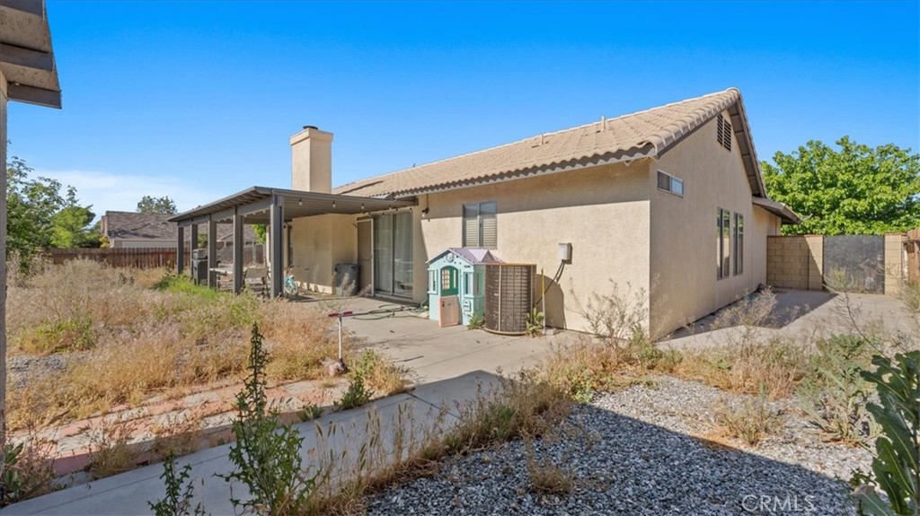 15711 Garnet Property Photo 20
