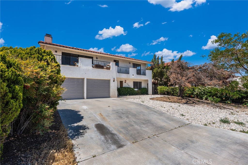 13640 Spring Valley Property Photo 2