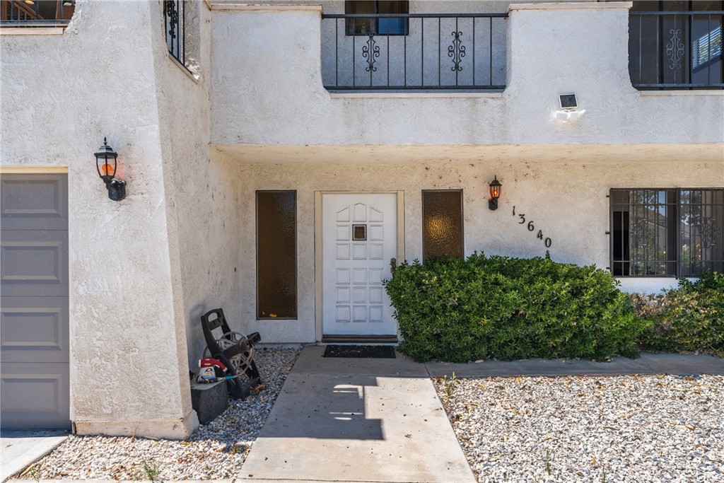 13640 Spring Valley Property Photo 3