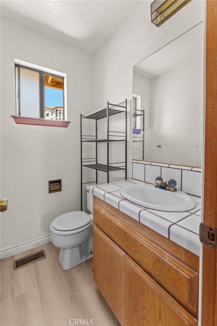 13640 Spring Valley Property Photo 11
