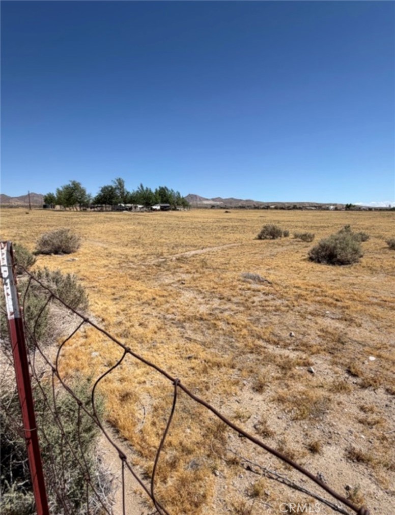 0 St. Property Photo 3