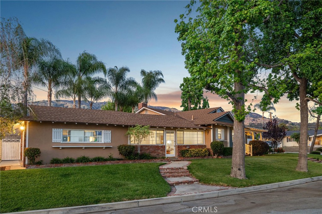222 Wagonwheel Property Photo 8