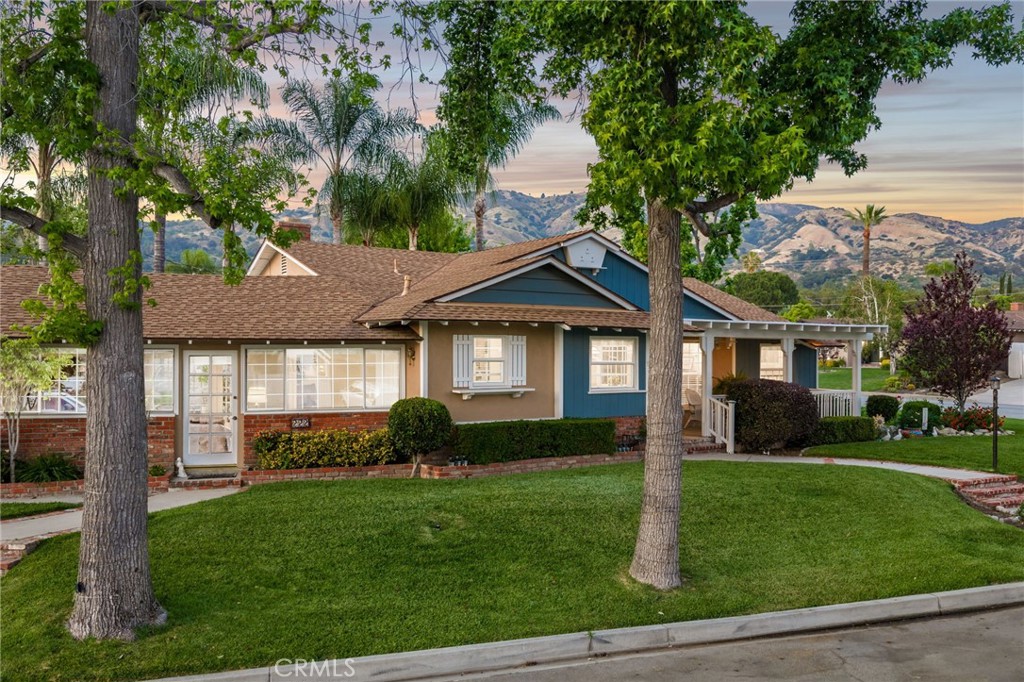 222 Wagonwheel Property Photo 10