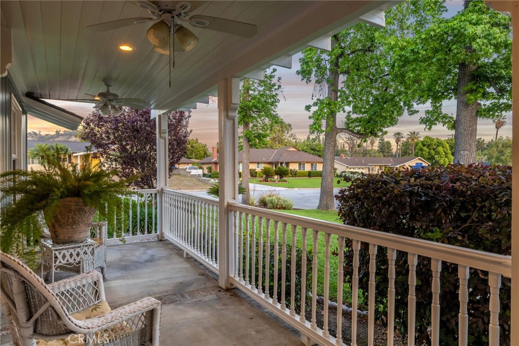 222 Wagonwheel Property Photo 16