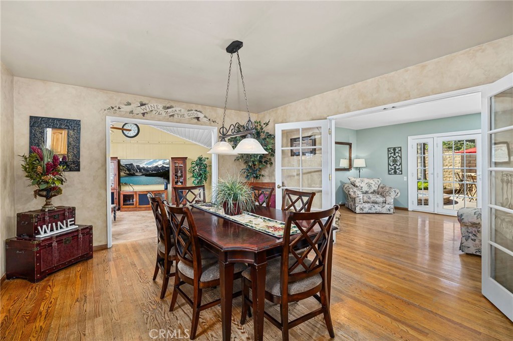 222 Wagonwheel Property Photo 32