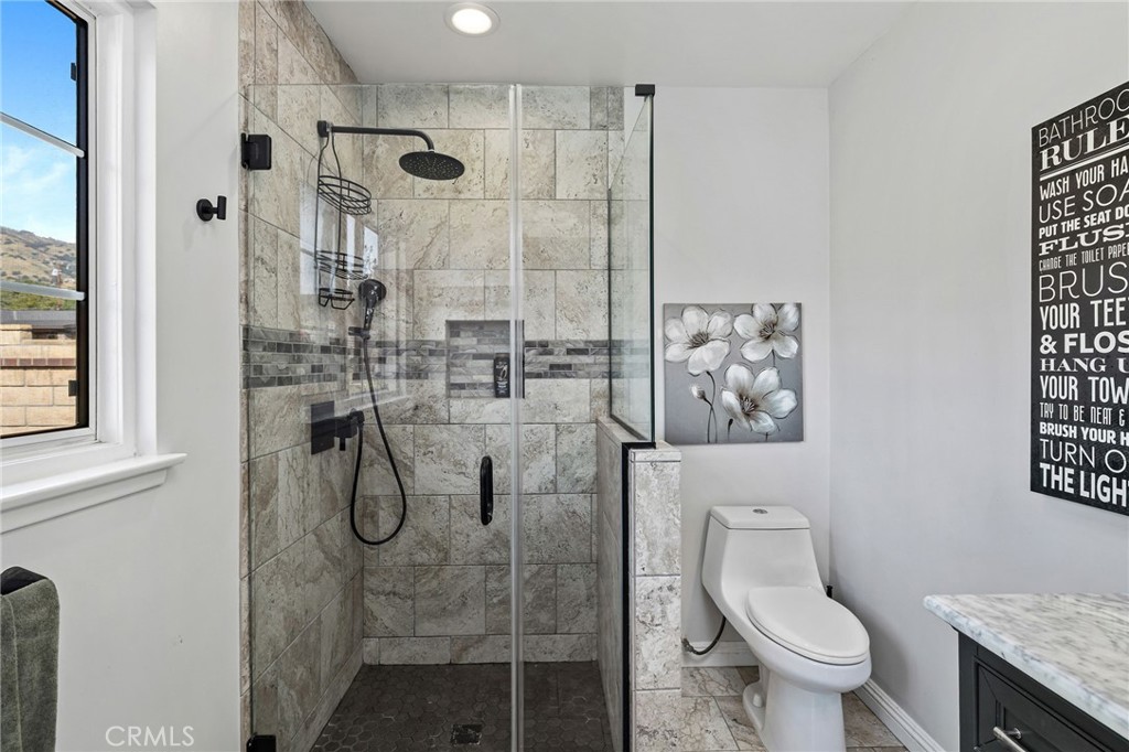 222 Wagonwheel Property Photo 43