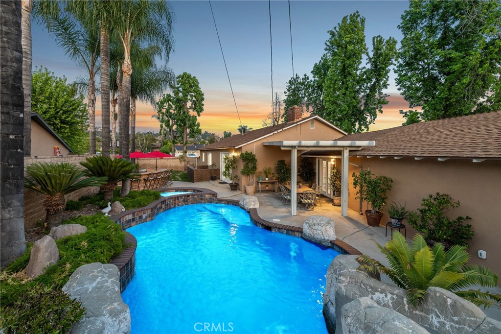 222 Wagonwheel Property Photo 48