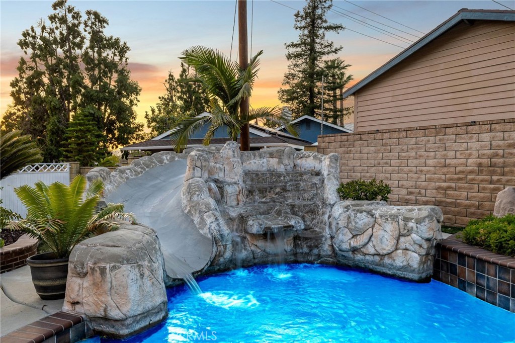 222 Wagonwheel Property Photo 51