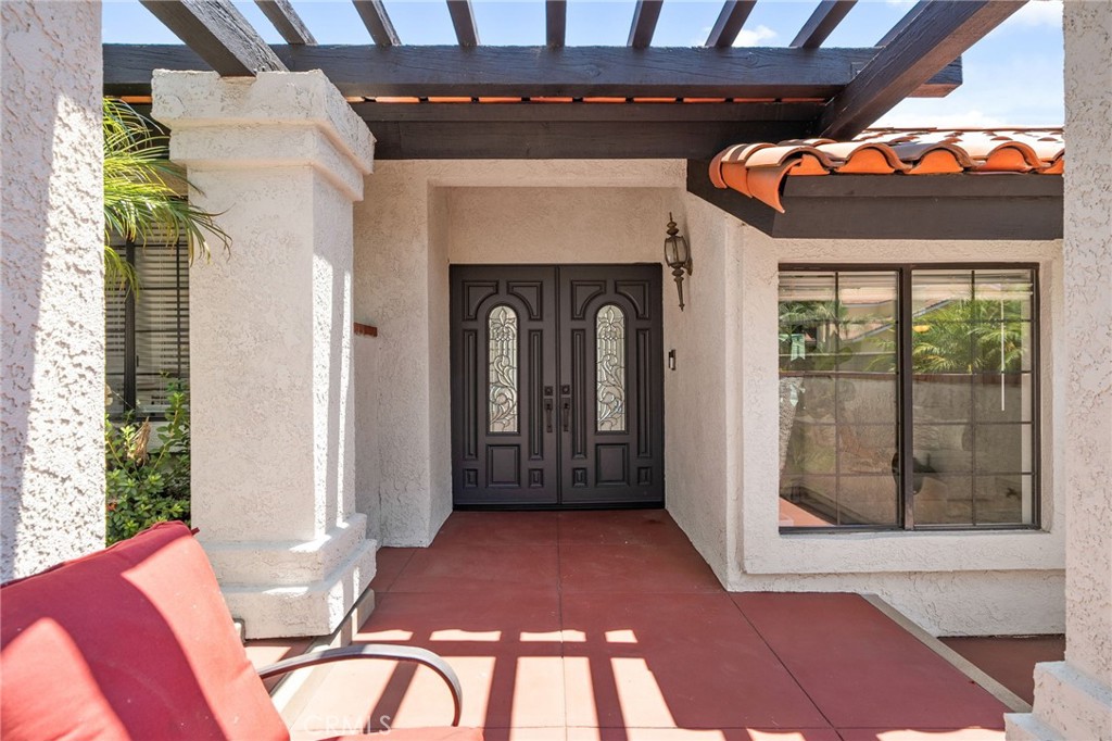 5087 Granada Court Property Photo 4