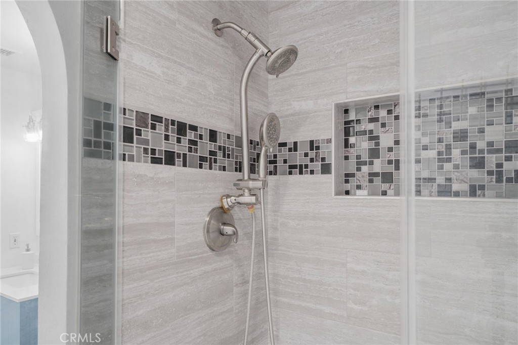 5087 Granada Court Property Photo 39
