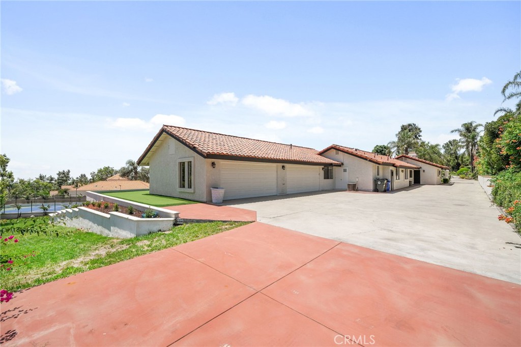 5087 Granada Court Property Photo 43
