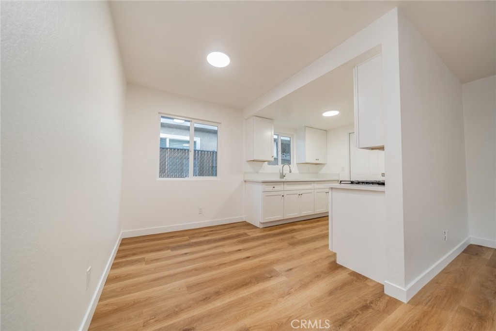 15232 Murray Avenue Property Photo 2