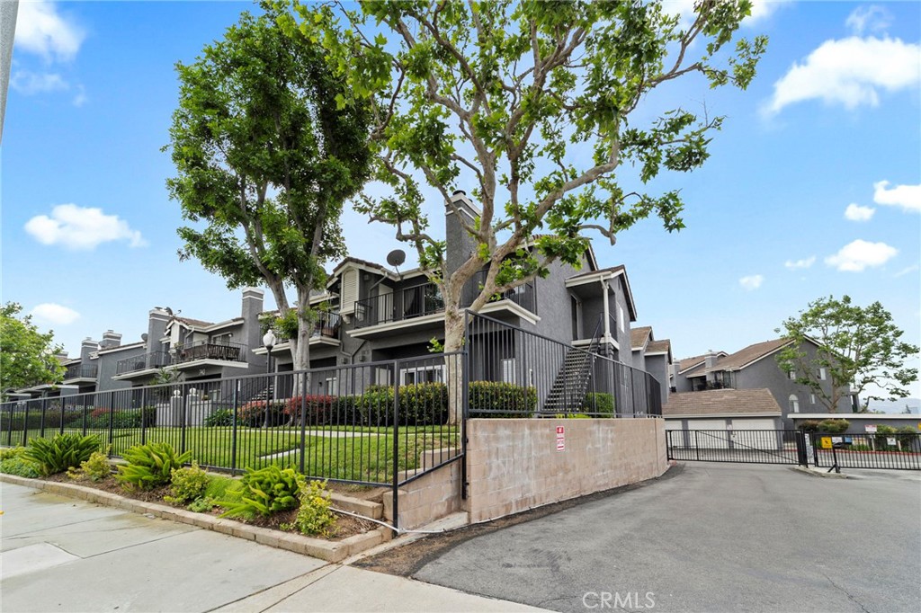 740 E San Bernardino Road 2 Property Photo 1