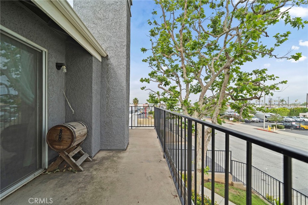 740 E San Bernardino Road 2 Property Photo 30