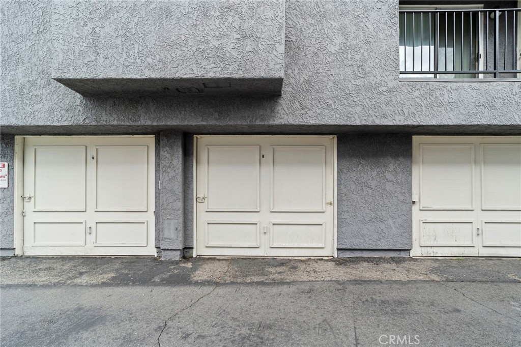740 E San Bernardino Road 2 Property Photo 39