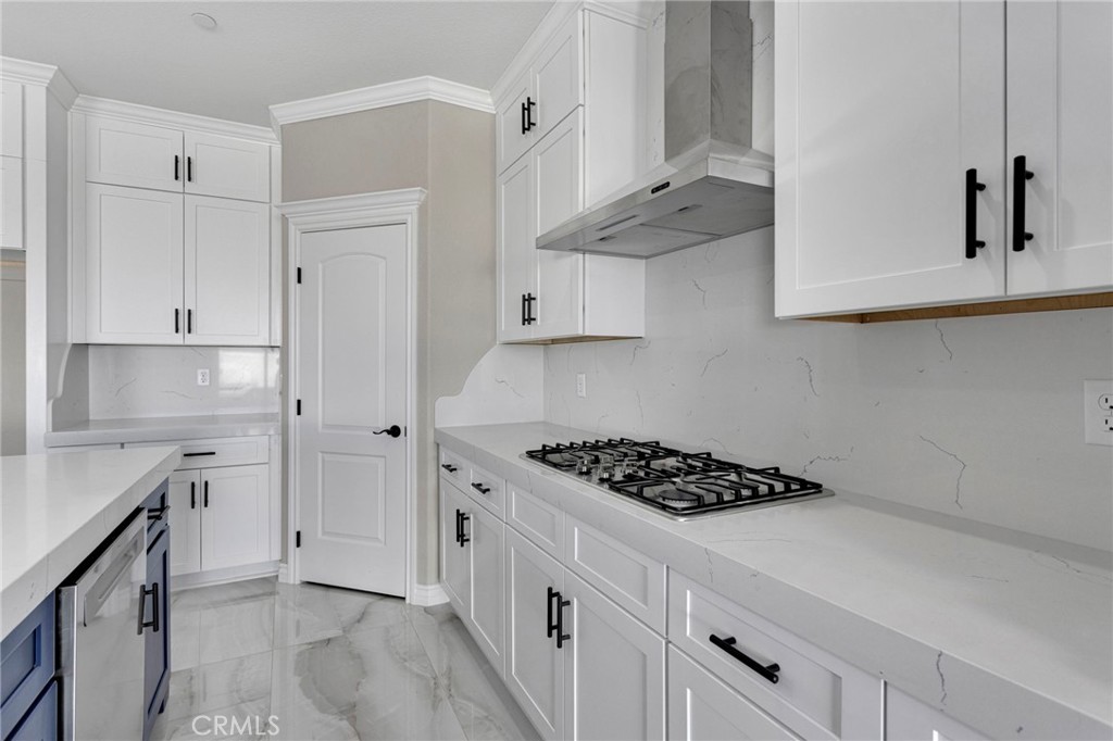 8575 Stockton Avenue Property Photo 16