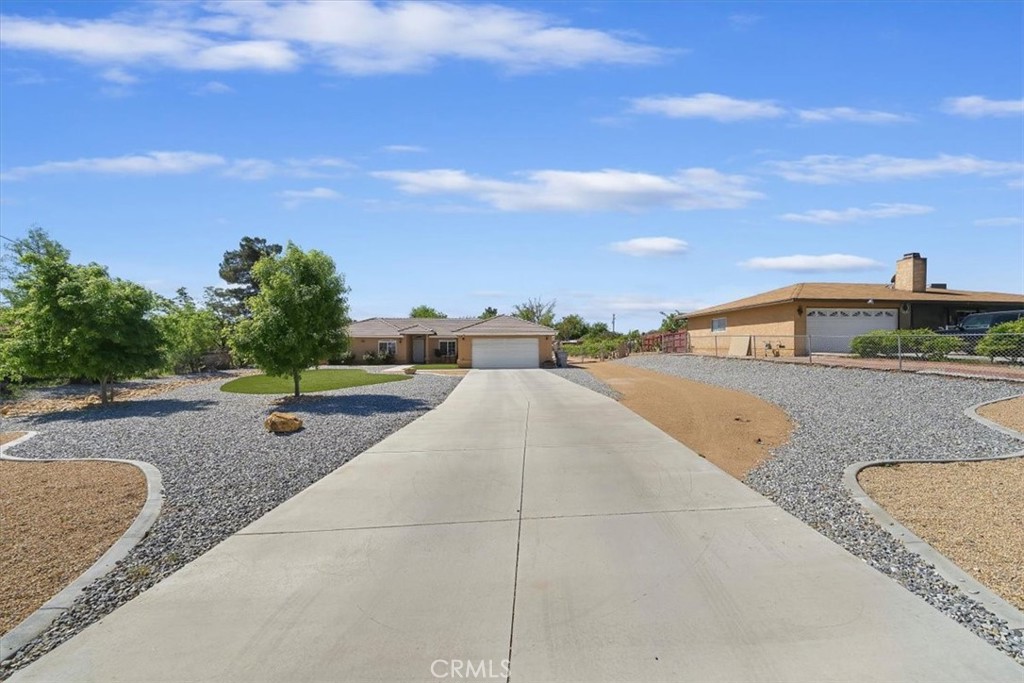 16461 Fremontia Property Photo 5