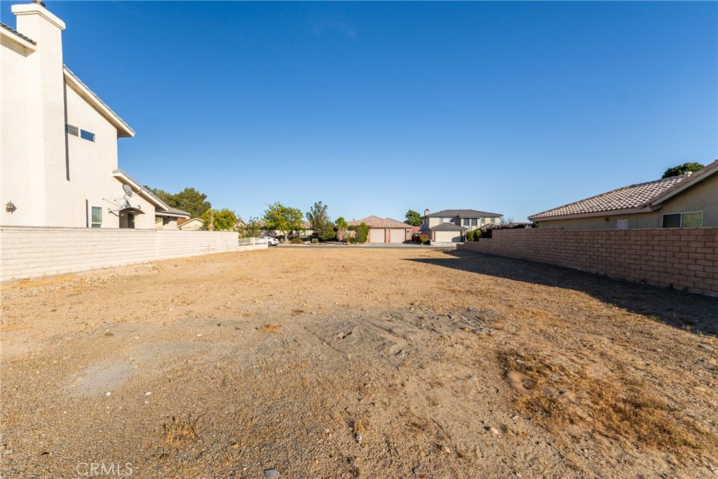 26390 Buccaneer Lane Property Photo 6
