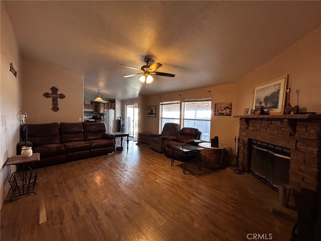 10133 Olivine Property Photo 6