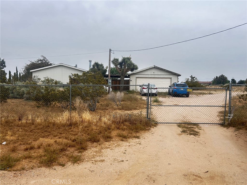 10133 Olivine Property Photo 13