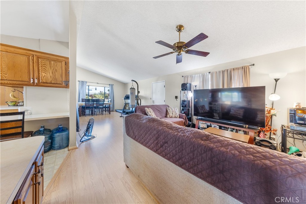 602 Roadrunner Property Photo 11