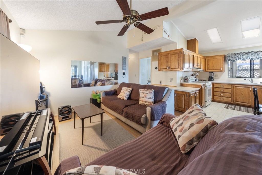 602 Roadrunner Property Photo 14