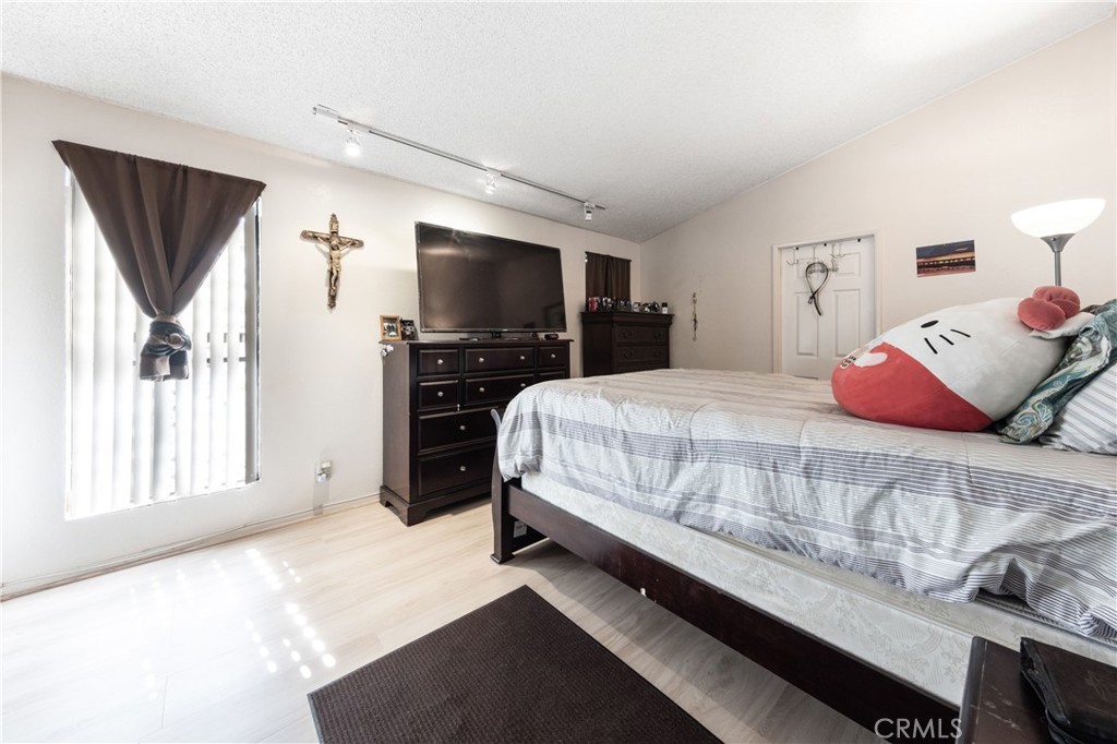 602 Roadrunner Property Photo 26