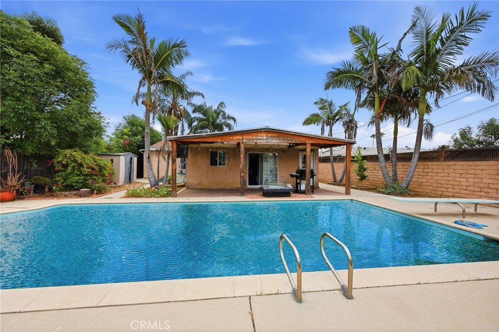 1139 Aldgate Property Photo 3