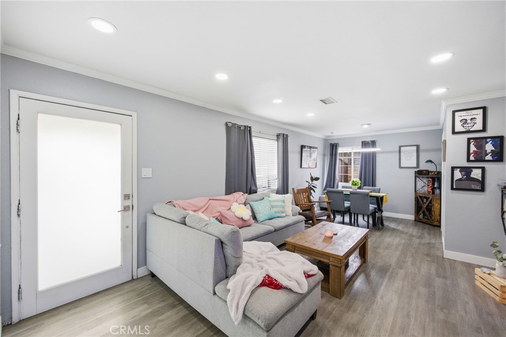 1139 Aldgate Property Photo 12