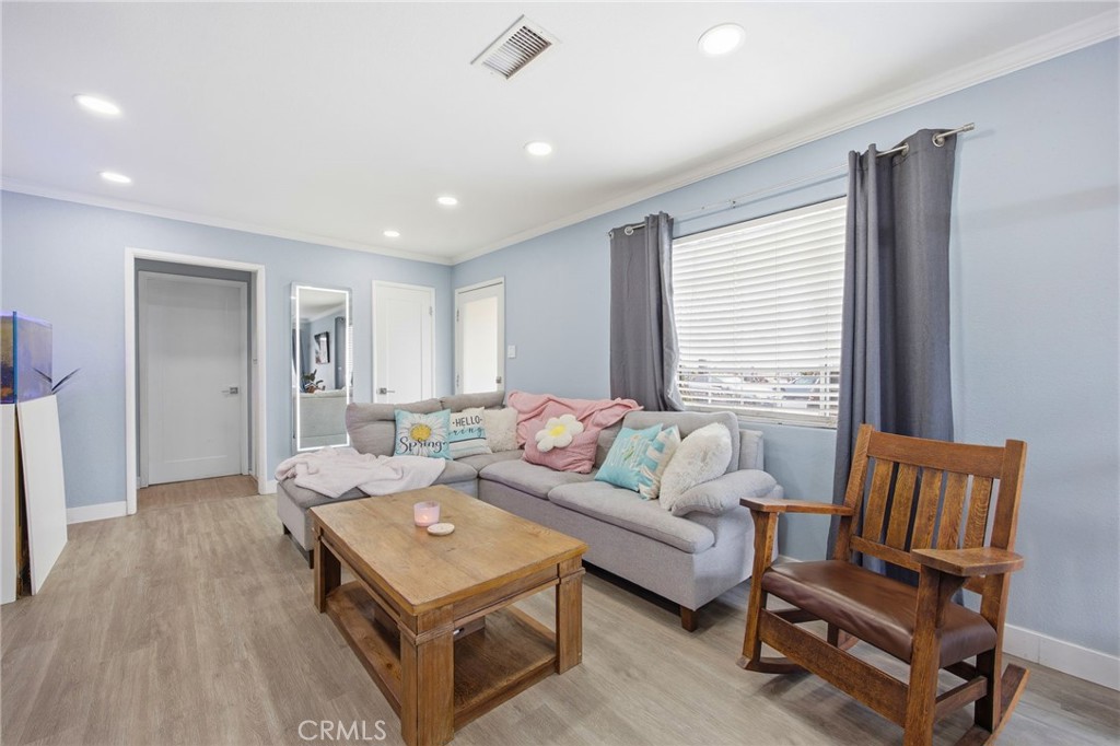 1139 Aldgate Property Photo 16