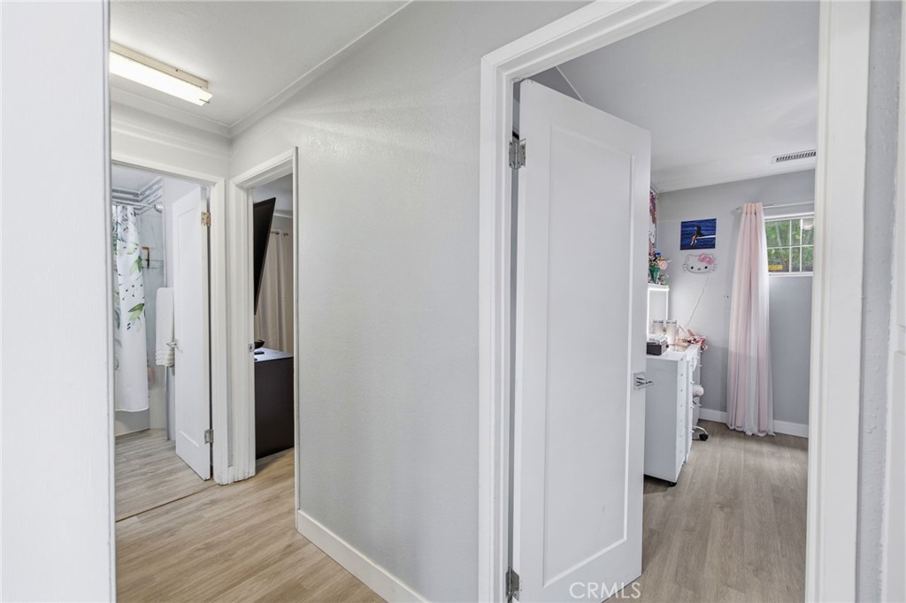 1139 Aldgate Property Photo 25