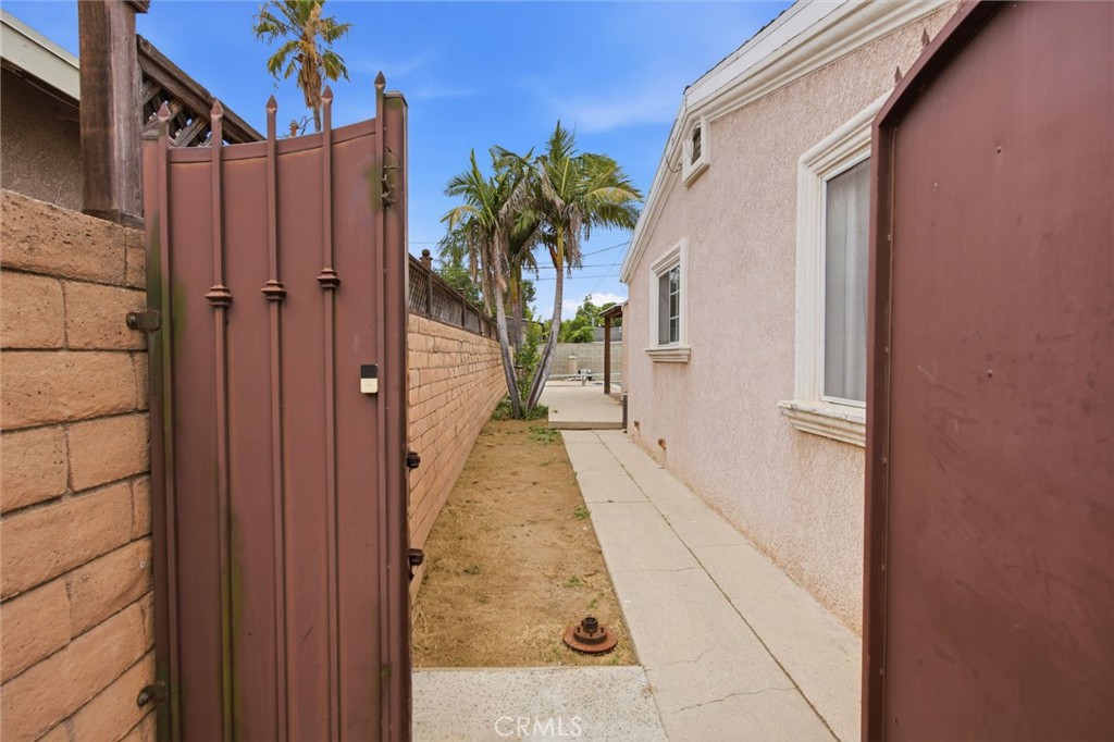 1139 Aldgate Property Photo 39