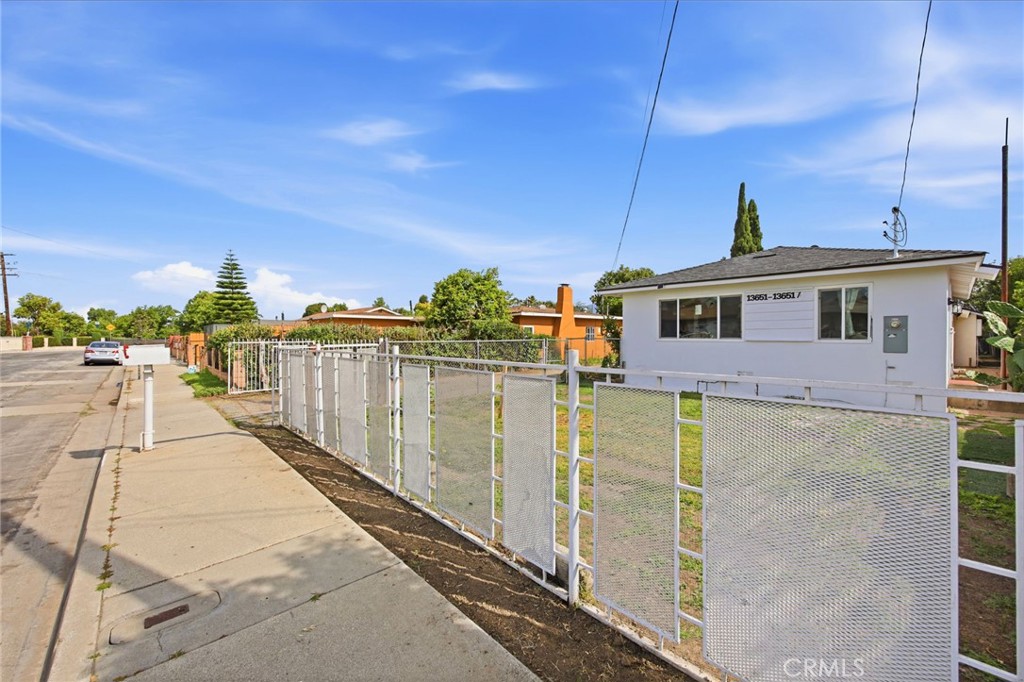 13651 Proctor Property Photo 2