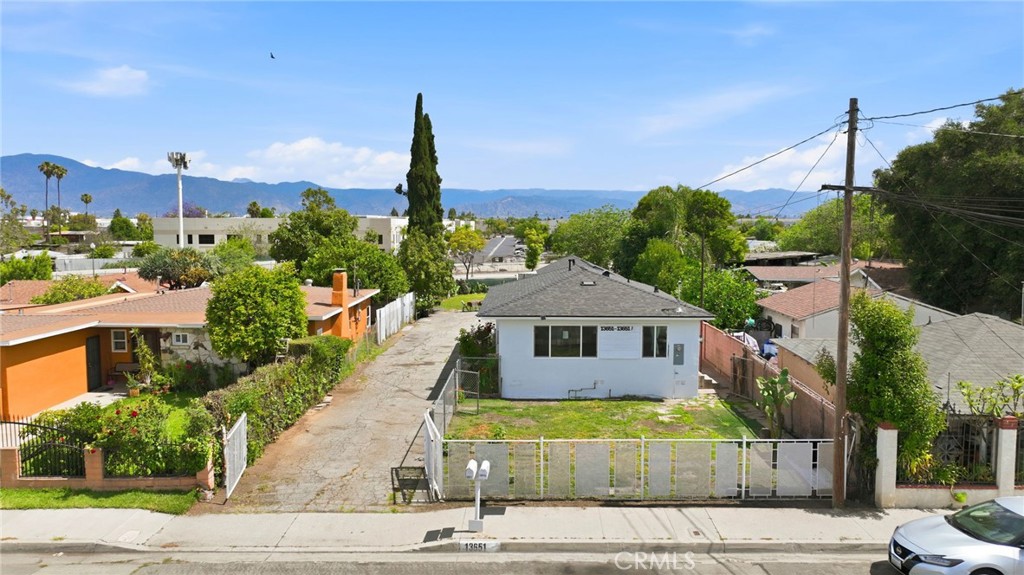 13651 Proctor Property Photo 4