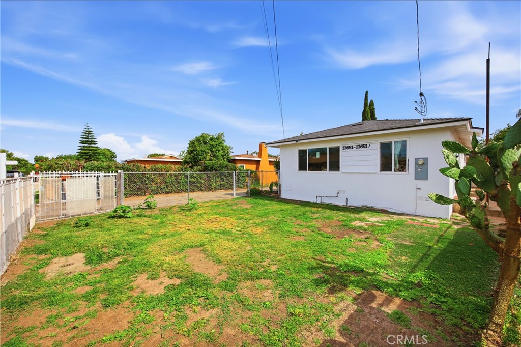 13651 Proctor Property Photo 8