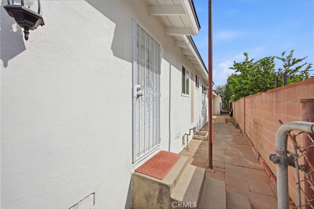 13651 Proctor Property Photo 11