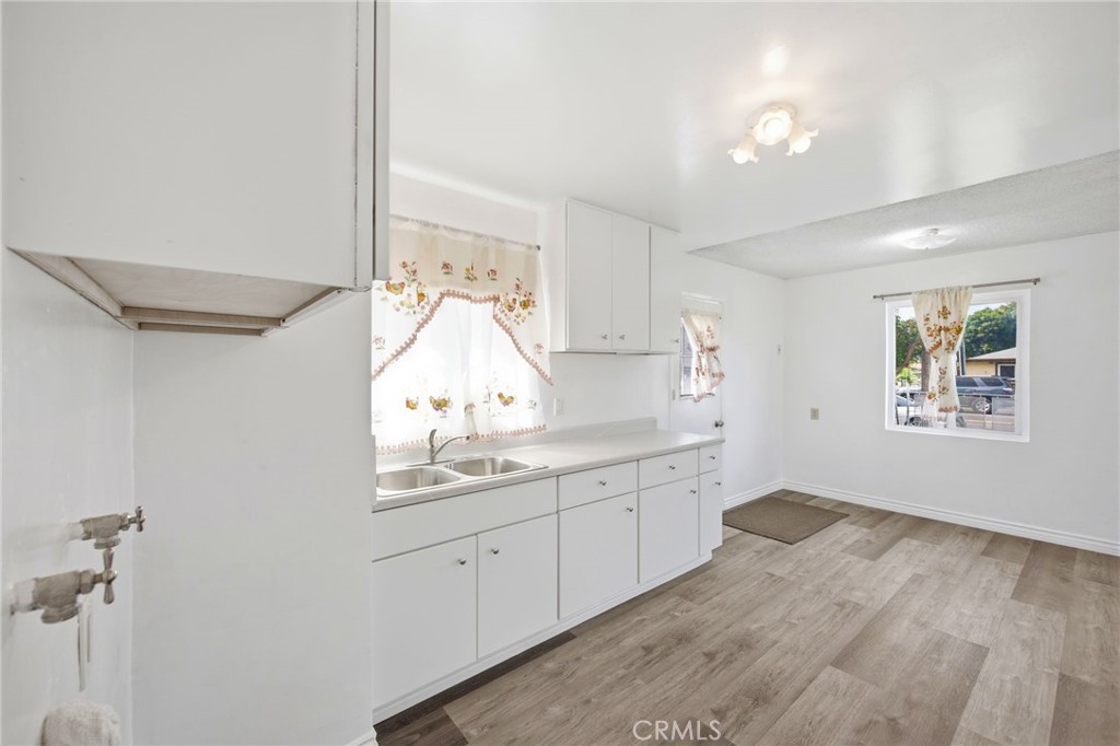 13651 Proctor Property Photo 35