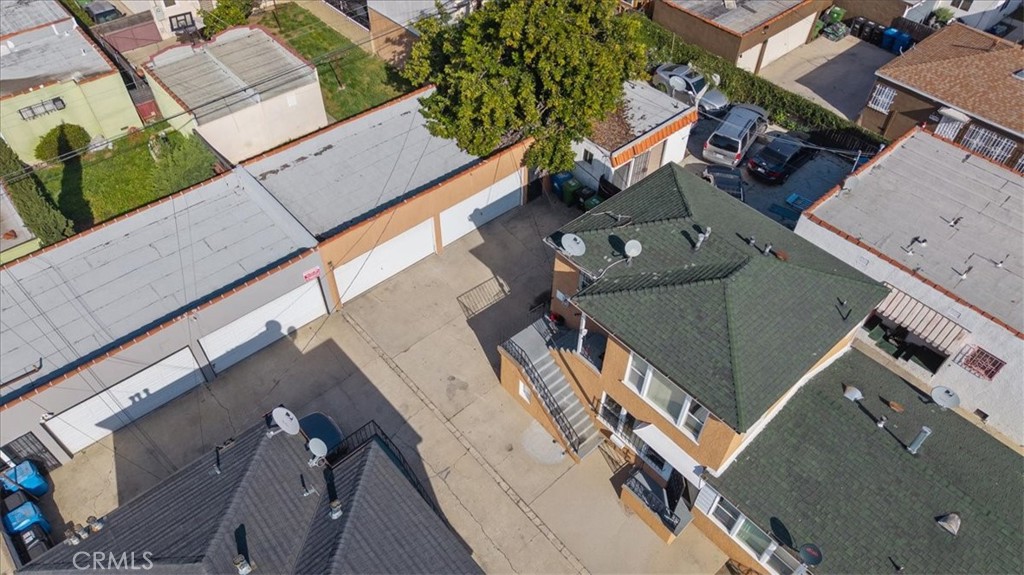 7831 S Normandie Property Photo 15