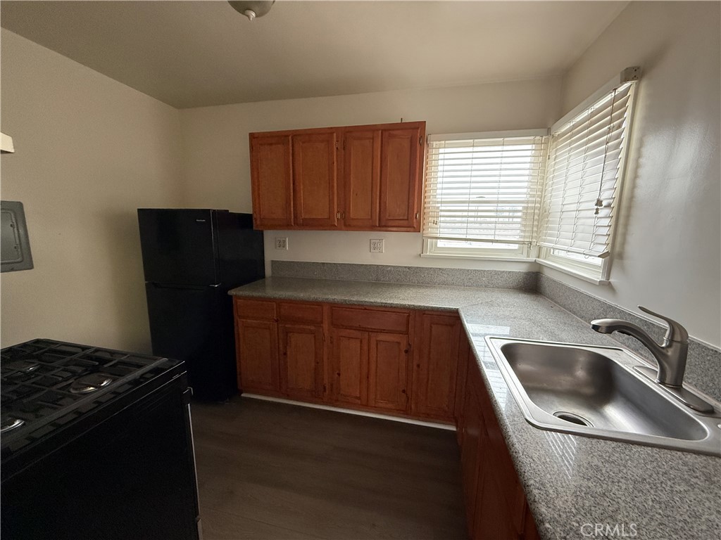 7831 S Normandie Property Photo 27