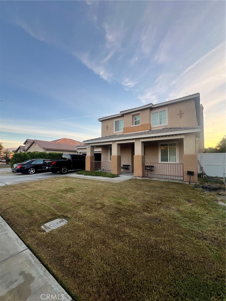 49098 Pluma Gris Property Photo 1