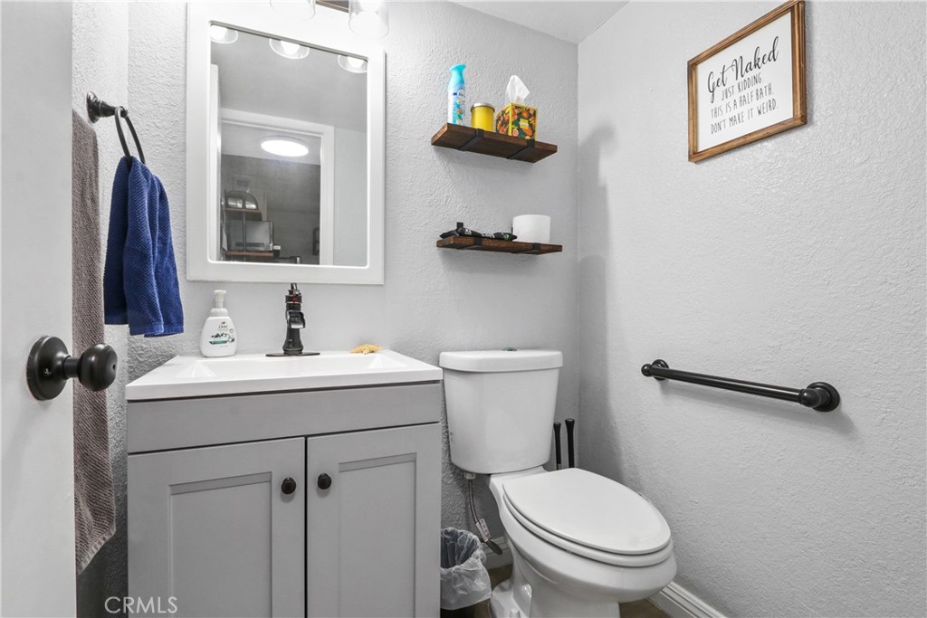 1650 S Campus Avenue 53 Property Photo 8
