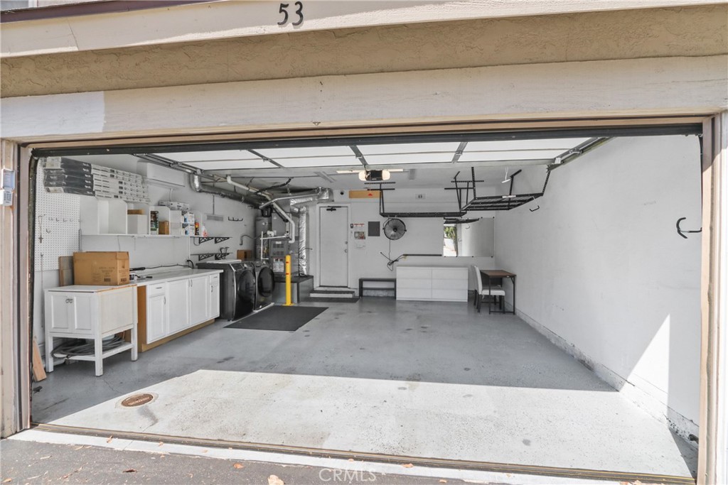 1650 S Campus Avenue 53 Property Photo 14