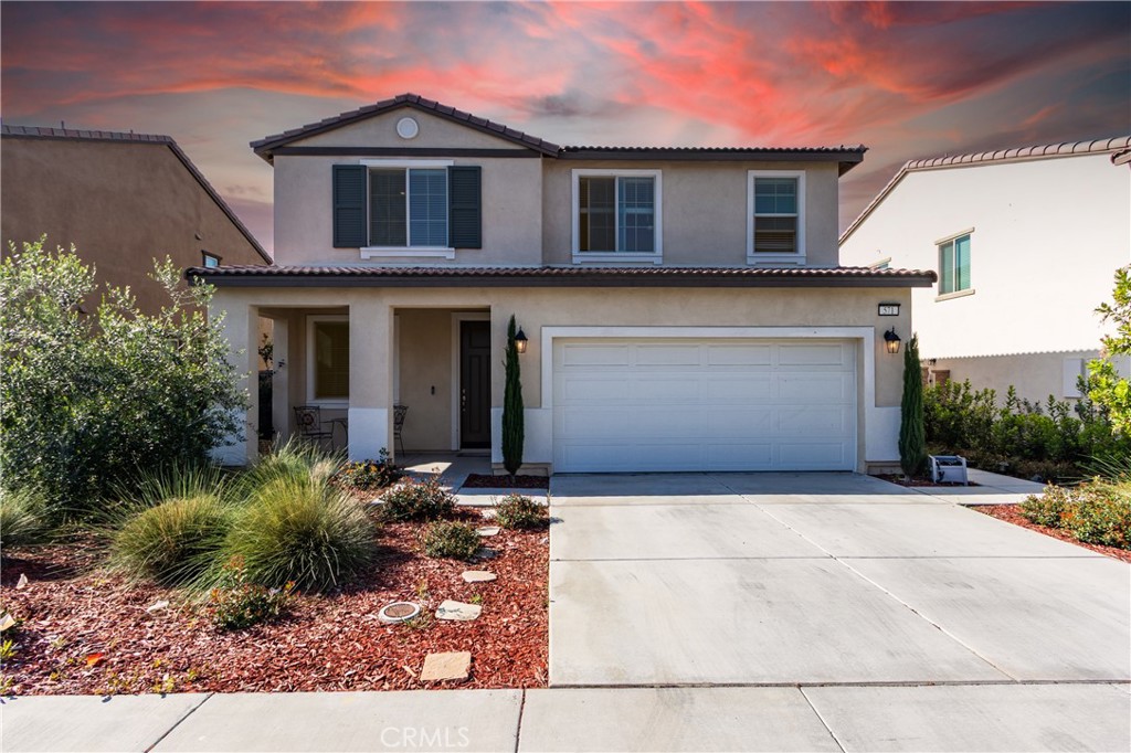 571 E Alru Property Photo