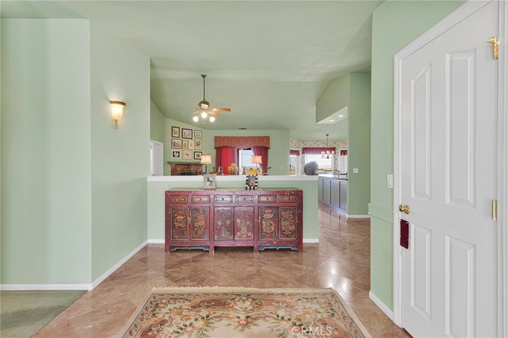 8828 Vincent Court Property Photo 6