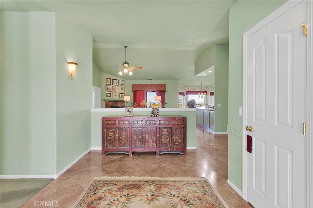 8828 Vincent Court Property Photo 6