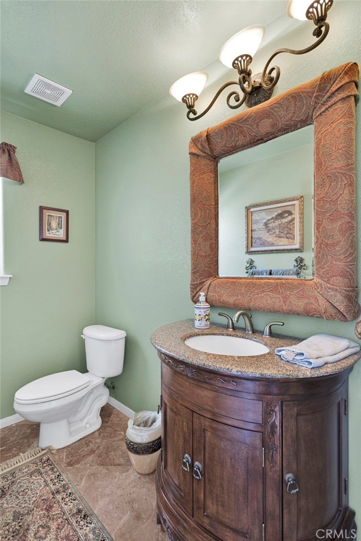 8828 Vincent Court Property Photo 8