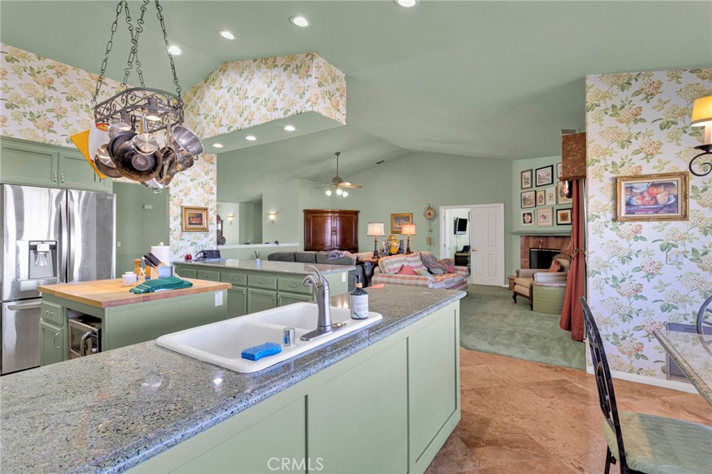 8828 Vincent Court Property Photo 16