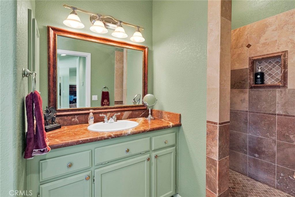 8828 Vincent Court Property Photo 32